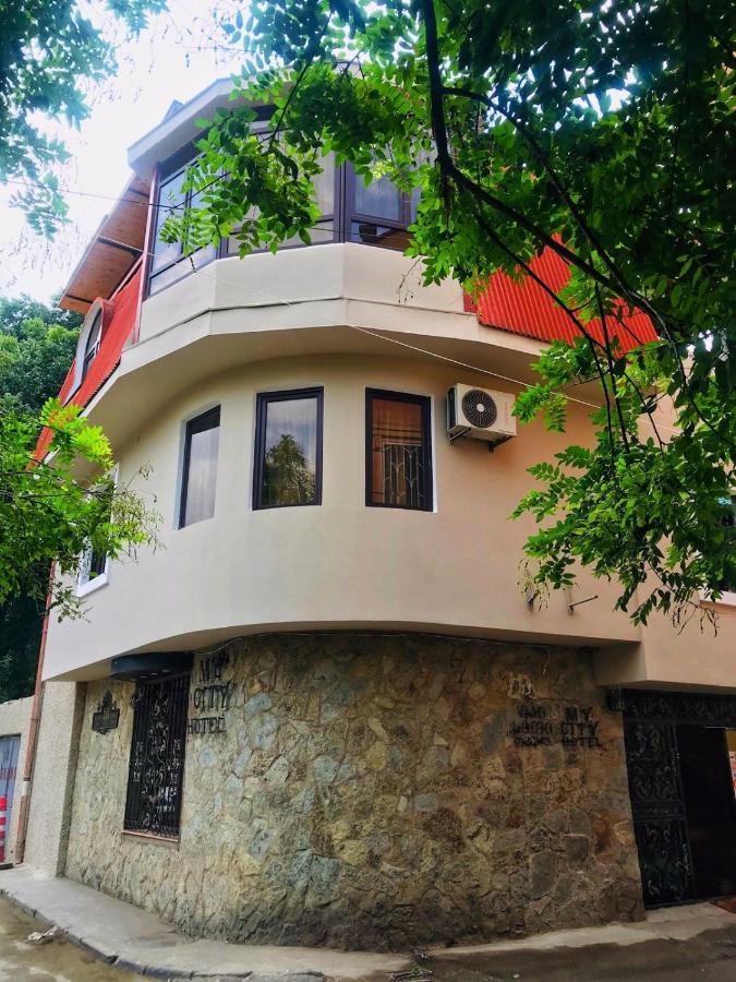 My Cityhotel Tbilisi Eksteriør billede
